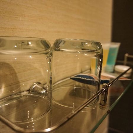 Erica Hotel Johor Bahru Buitenkant foto