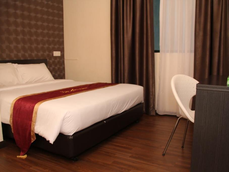 Erica Hotel Johor Bahru Buitenkant foto