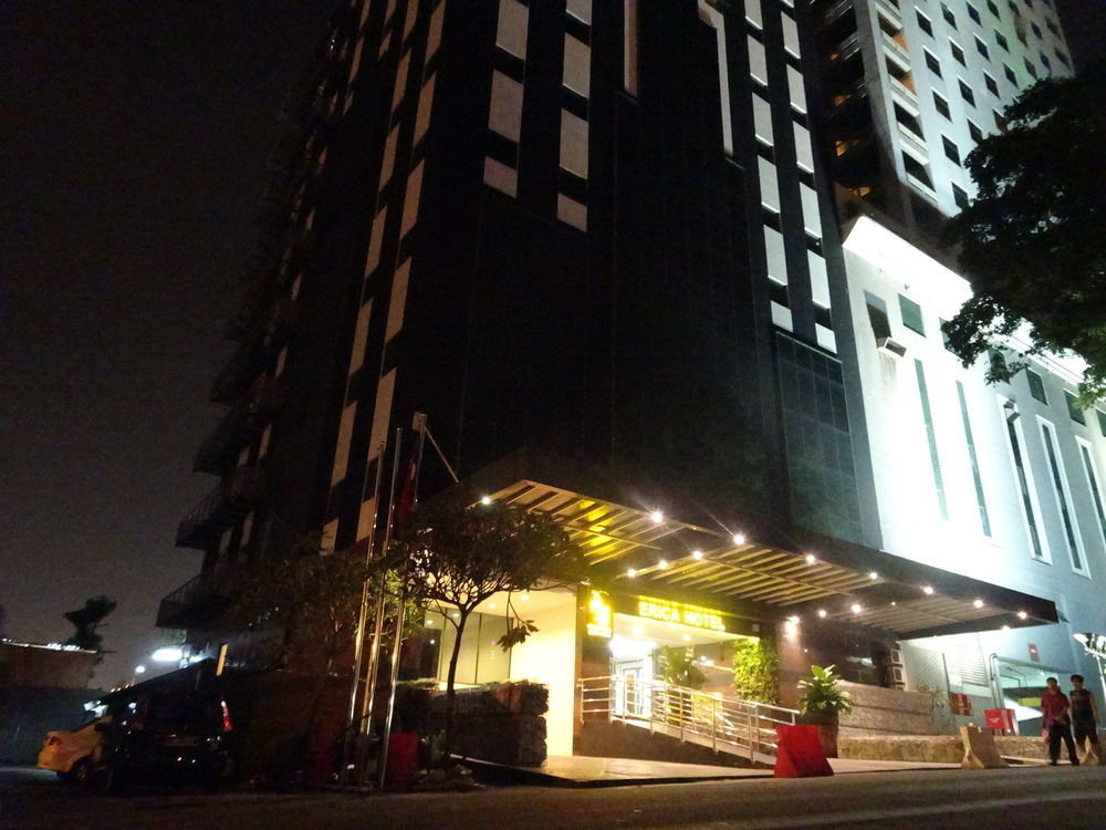 Erica Hotel Johor Bahru Buitenkant foto